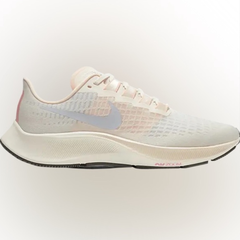 Nike Women's Cream Running Shoes